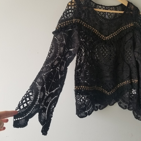 Lord & Taylor Design Lab Black Lace Crochet Top Long Sleeve - Picture 1 of 10